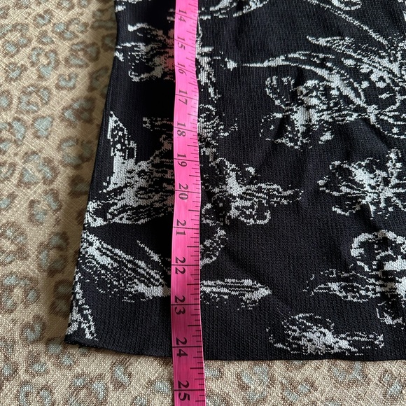 NWOT WHBM short sleeve sweater XS - Picture 3 of 5